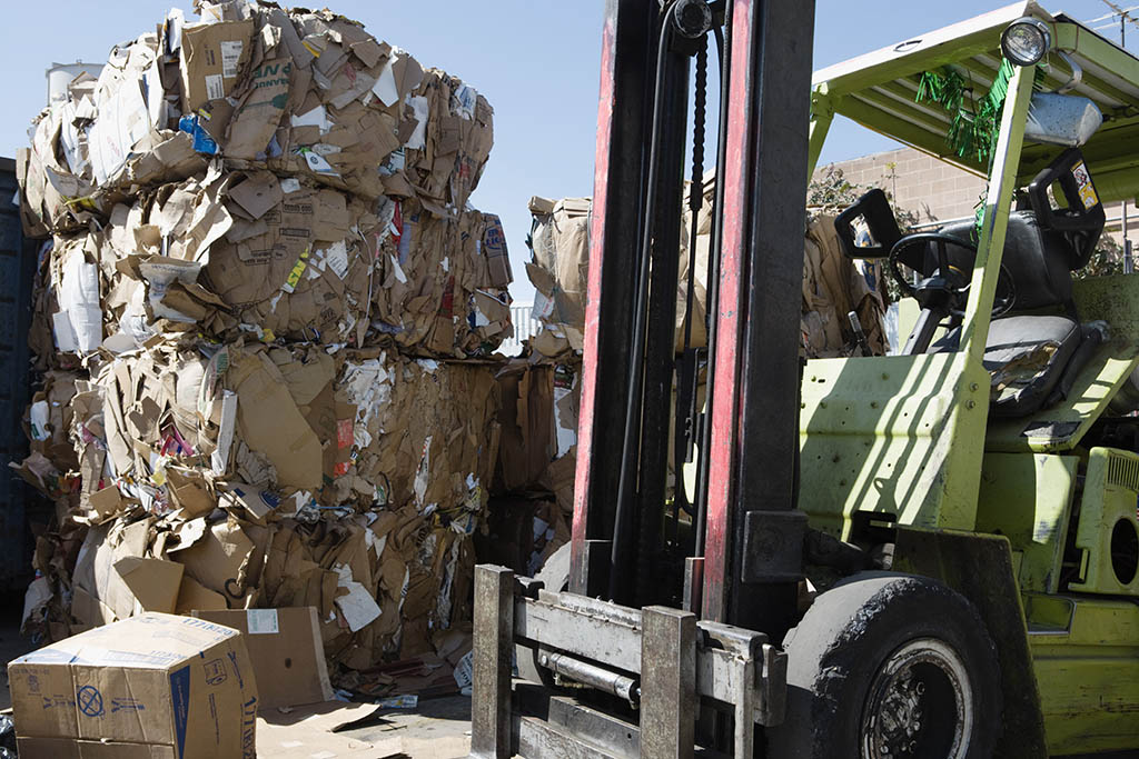 recycling crisis disrupts waste managment services