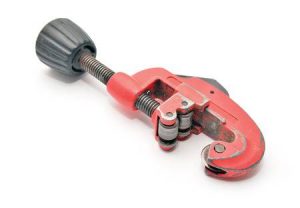 plumbing tools - pipe cutter