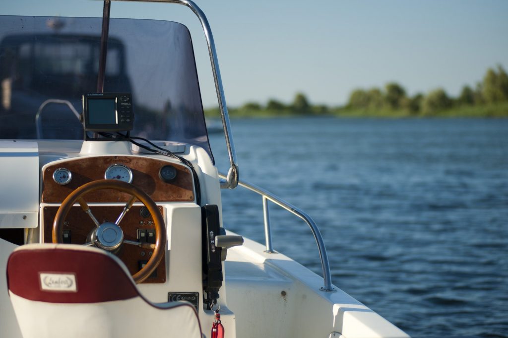 How to Sell Your Boat Successfully? Check Our Guide!